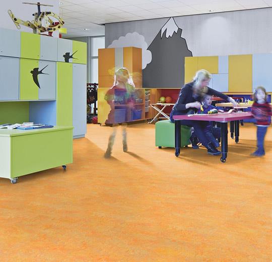 Marmoleum Vivace - Sunny Day
